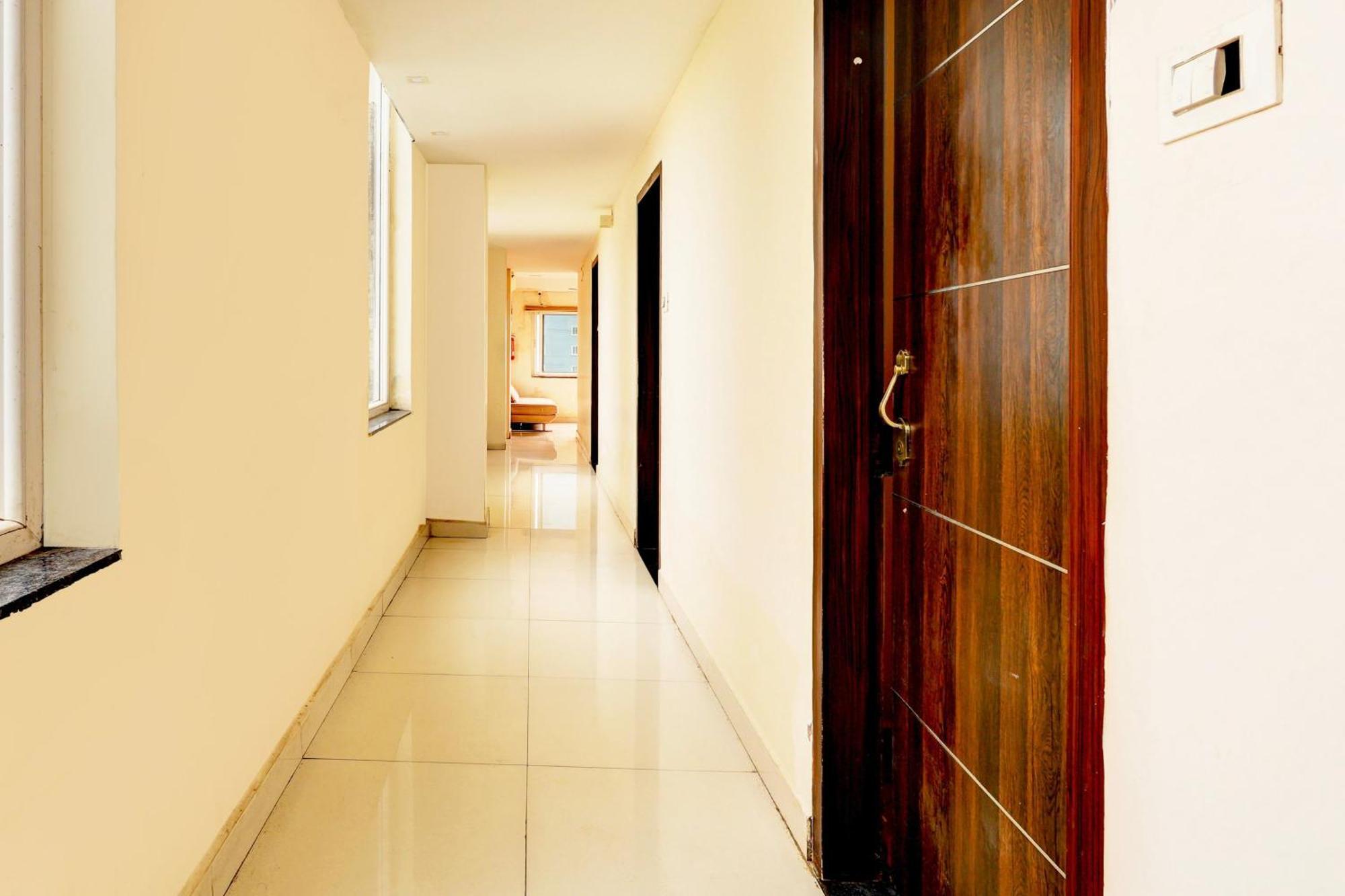 Super Hotel O Mahanadu Formerly Akshaya Bheemas Vijayawāda Exterior photo